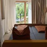 شقة Urlauben Mit Genuss Im Foodieversum, Sonnenterasse Mit Flussblick, Privatkoechin-verpflegung Moeglich
